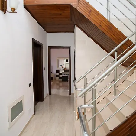 Dapaj Luxury Villa