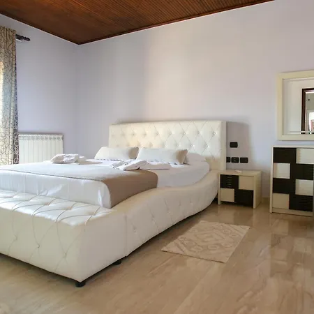 Dapaj Luxury Villa